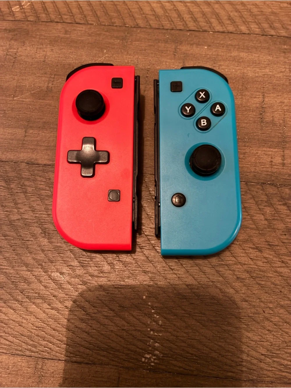 Wireless Game Controller SWH (Red) & Right (Blue) Controller Pair